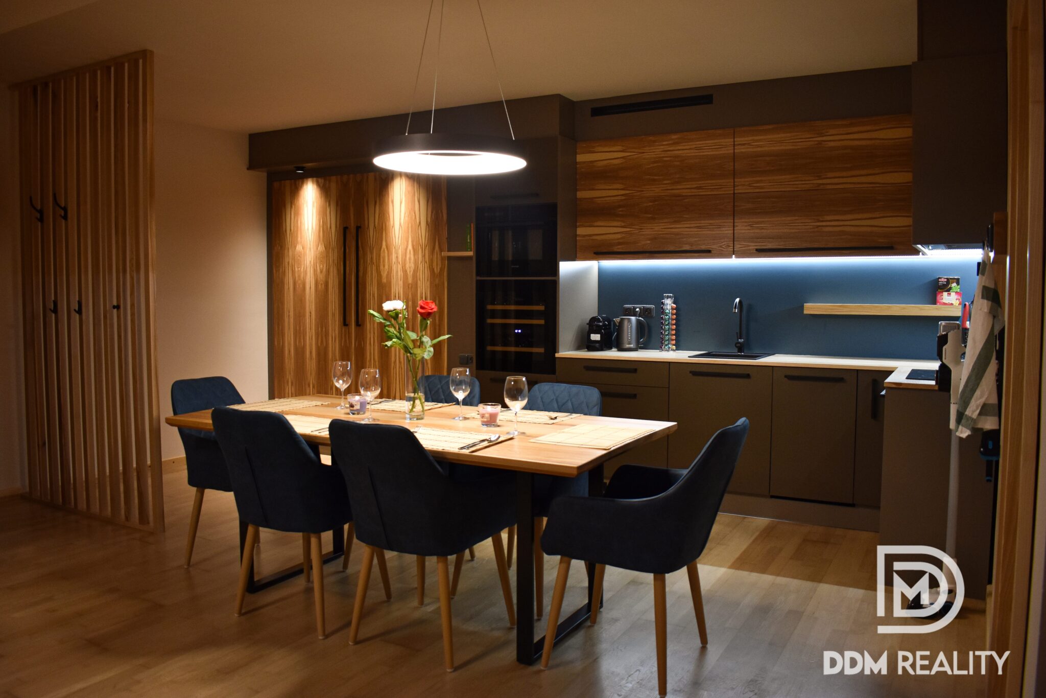 Apartmán ddmreality- Jídelna s Kuchyňským koutem