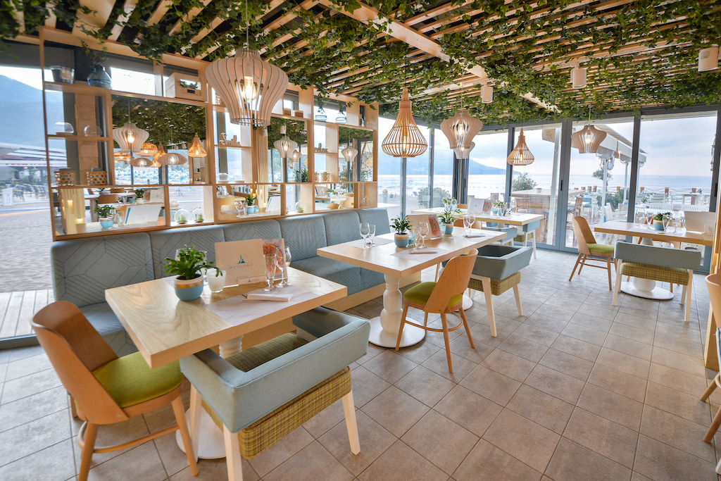 Služby - Azzuro restaurant - ddmreality